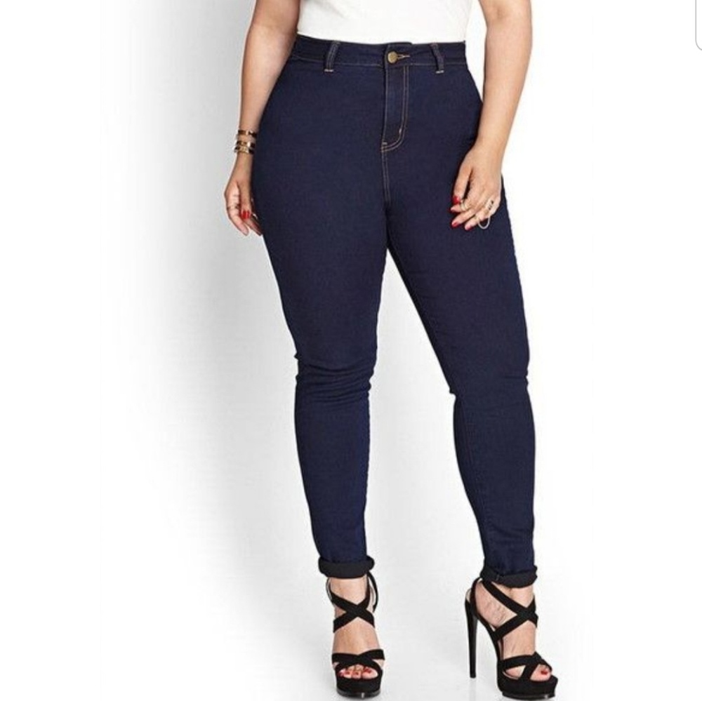 High Waisted Jeans
